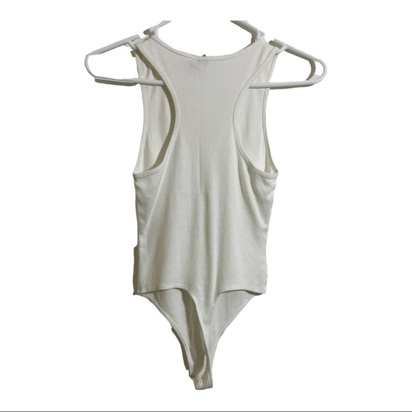 ASOS V-Neck ribbed bodysuit. White racerback size 2 stretches. - Picture 4 of 7